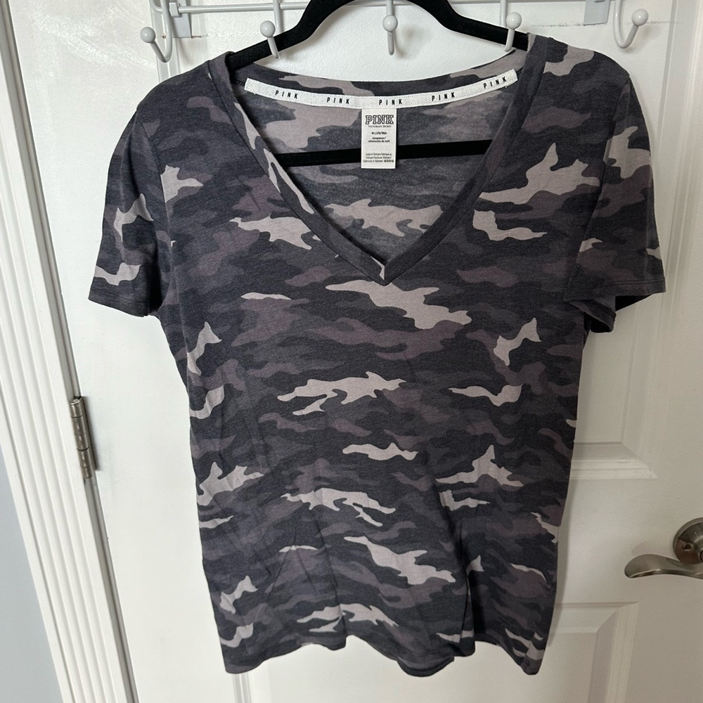 *EUC*Sz M*PINK*VS* tee